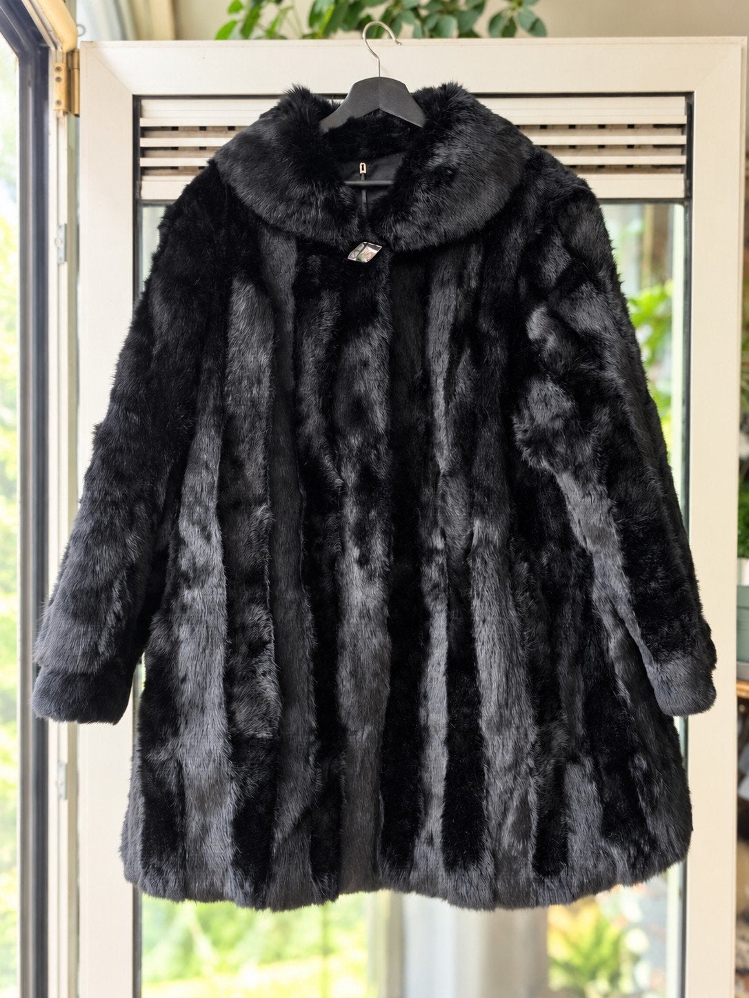 Magnifique manteau vintage en véritable fourrure noire, Vêtements | Femmes, Enlèvement ou Envoi, Porté, Taille 46/48 (XL) ou plus grande