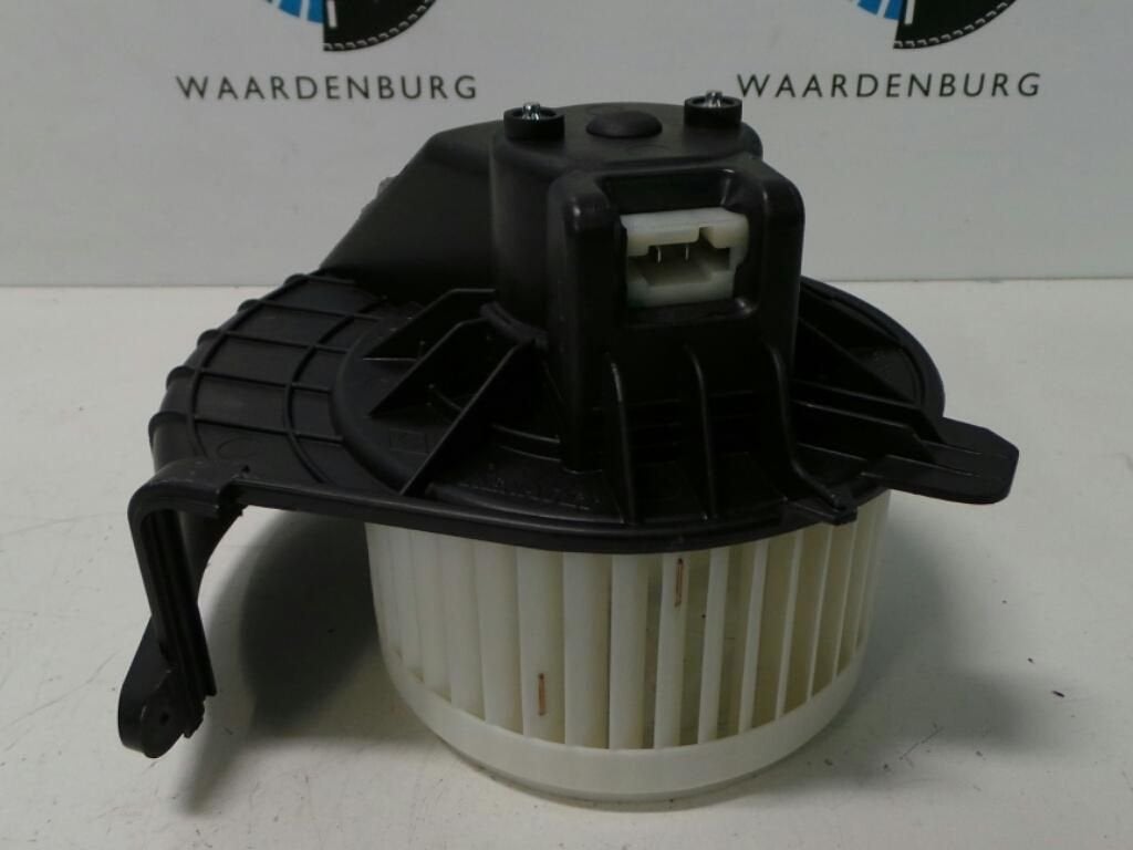 RENAULT KANGOO KACHELMOTOR 2013, Auto-onderdelen, Ophalen of Verzenden, Gebruikt, Stiba lid