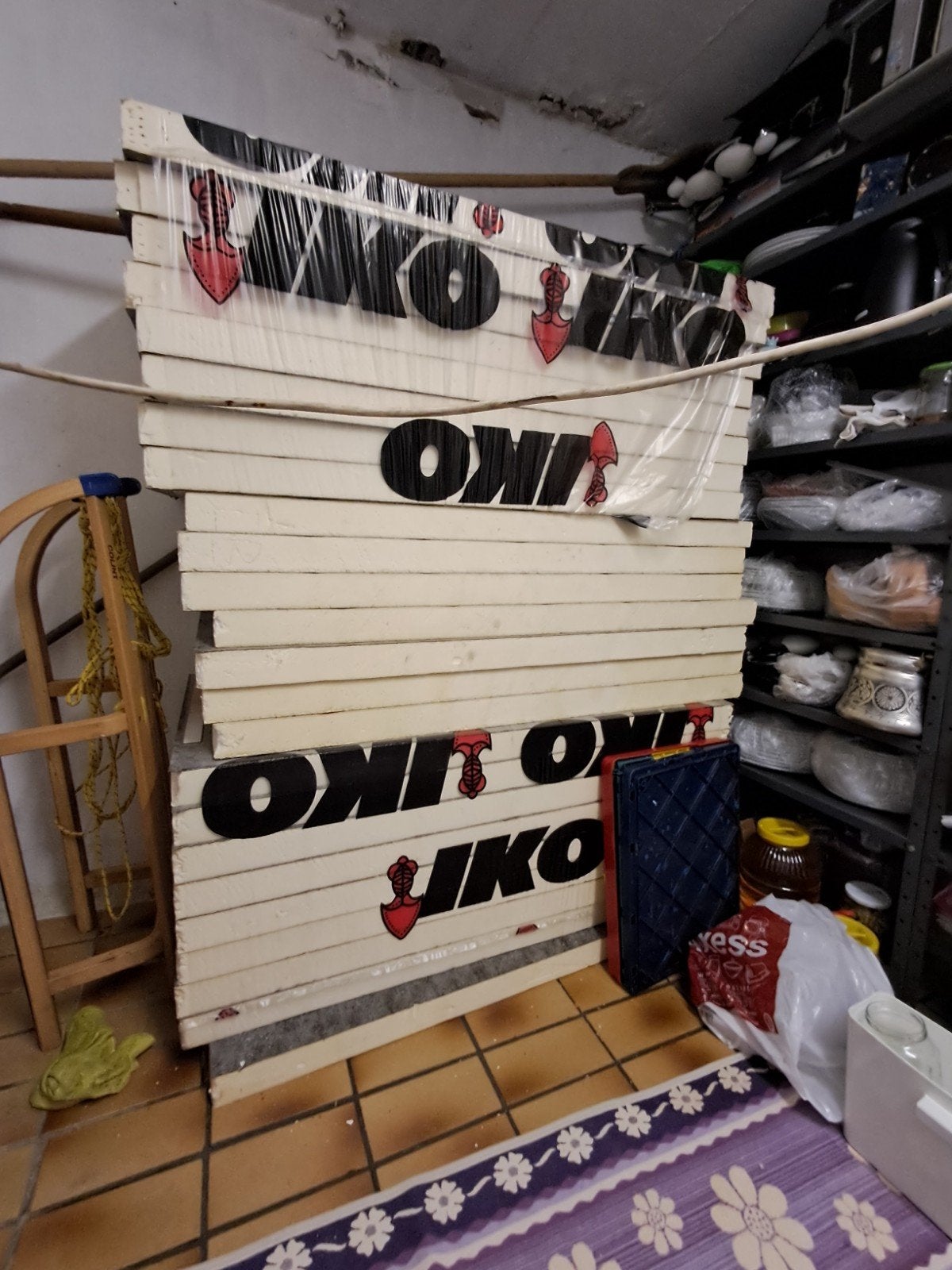 Vandaag ophalen €330 IKO Enertherm roof Isolatie 25 platen, Doe-het-zelf en Bouw, Isolatie en Afdichting, Ophalen