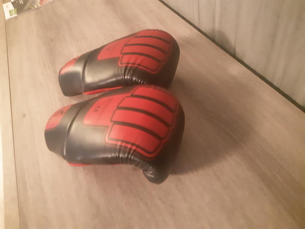 Bokshandschoenen, Ophalen of Verzenden, Zo goed als nieuw, Bokshandschoenen