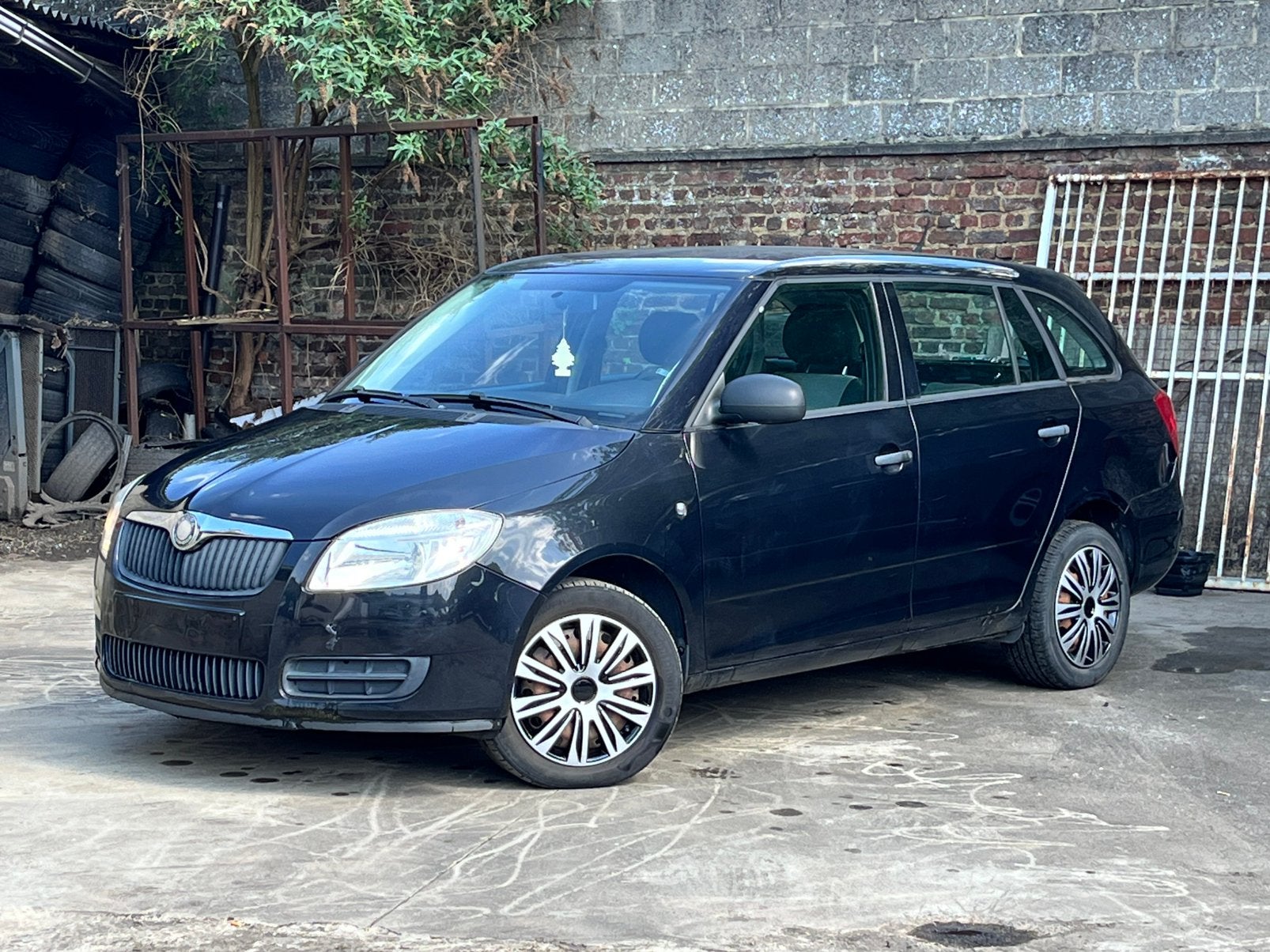 SKODA FABİA 1.4 / Diesel /Euro 4 /, Auto's, Skoda, Zwart, Zwart, Leder, Bedrijf
