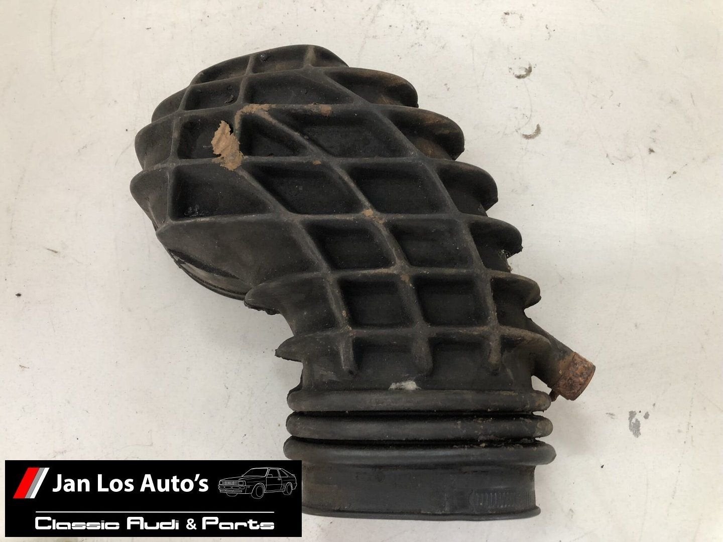 Inlaatslang aanzuigrubber 035133357A Audi 100 200, -, Audi, Utilisé, -
