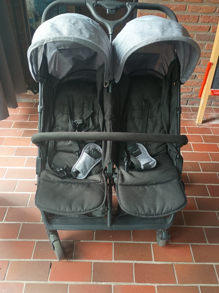 Poussette double, Enfants & Bébés, Enlèvement, Utilisé, Poussette