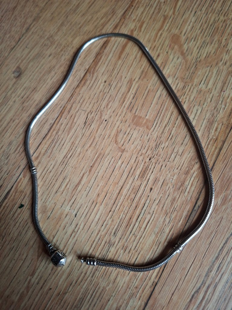 collier Pandora 45 cm, Enlèvement, Neuf