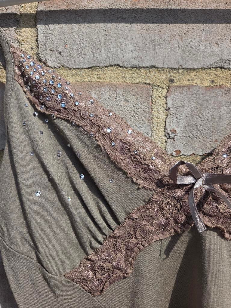Leuk kakhi topje medium swarovski steentjes Northland, Kleding | Dames, Maat 38/40 (M), Beige, Ophalen of Verzenden, Zo goed als nieuw
