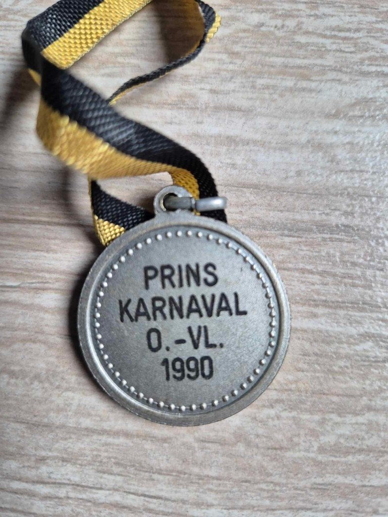 Carnaval medaille Prins Oost - Vlaanderen 1990, Enlèvement ou Envoi