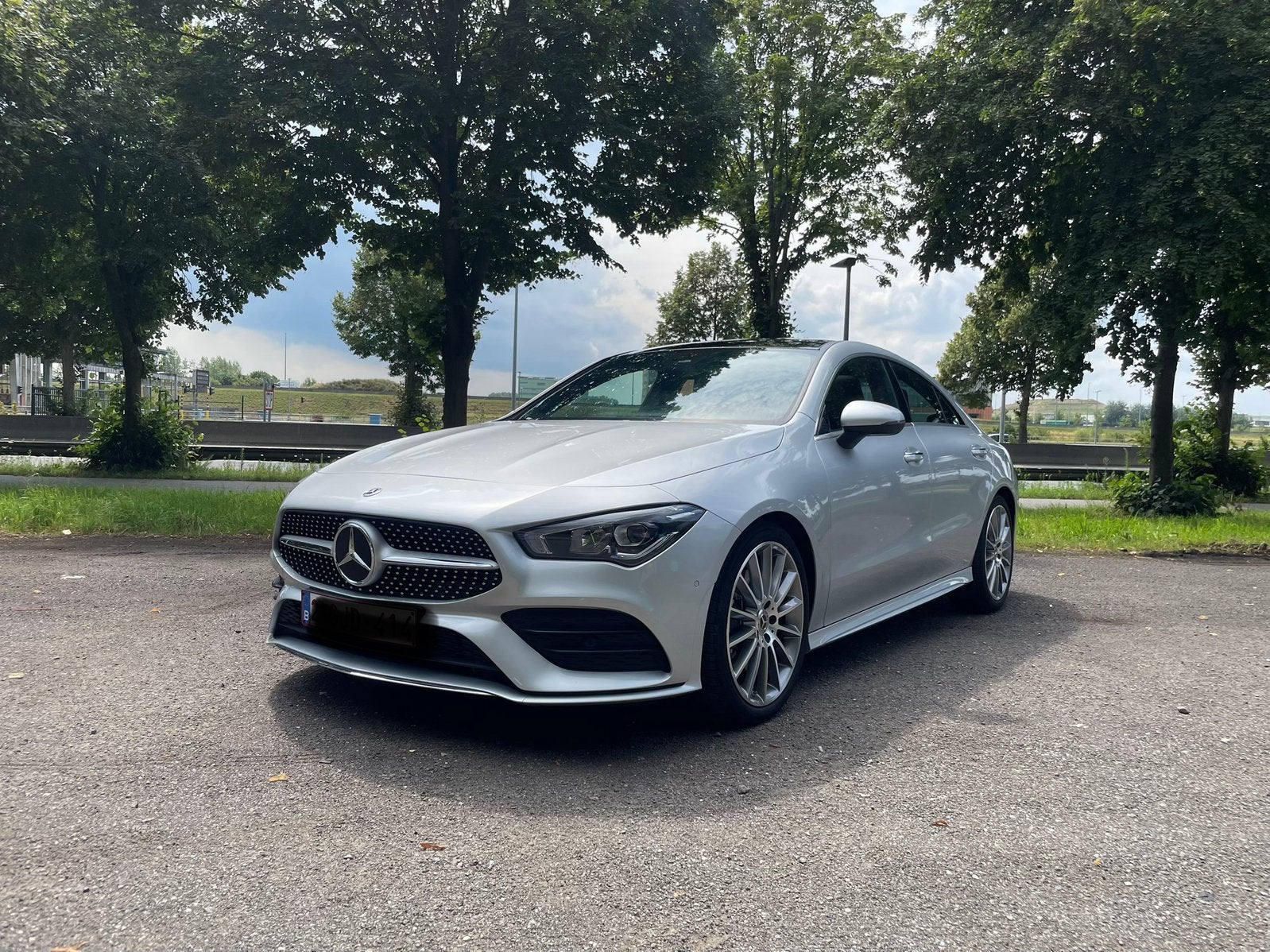 Mercedes-Benz CLA 200 Coupé 2024, Autos, Achat, 139 g/km, Euro 6, Noir