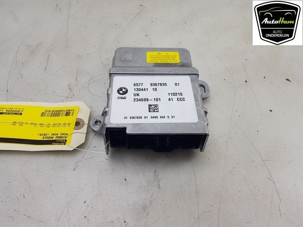 BOITIER AIRBAG Mini Mini (F55) (01-2013/10-2017), Petuelring 130
80809  München, DE, Mini, Utilisé, Minikundenbetreuung@mini.de