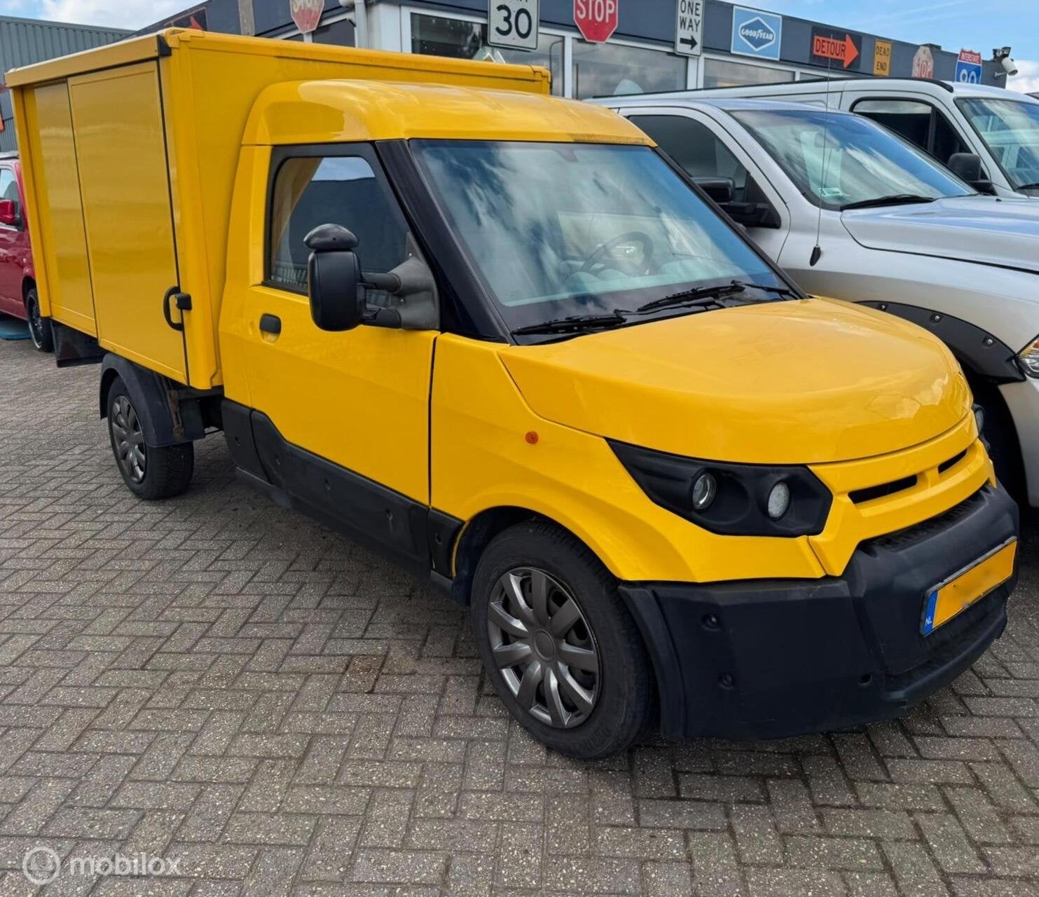 Streetscooter Work B16 € 2999,- + 21% BTW / TAX START NIET, Auto's, Bestelwagens en Lichte vracht, Gebruikt, Zwart, 52 pk, Elektrisch