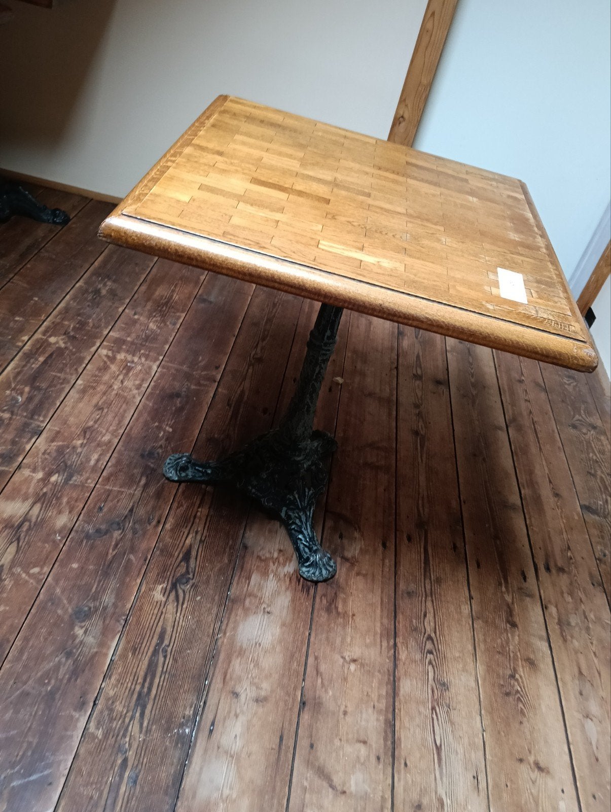 Table de bistrot avec base en métal, Jardin & Terrasse, Enlèvement, Utilisé, Carré, Métal