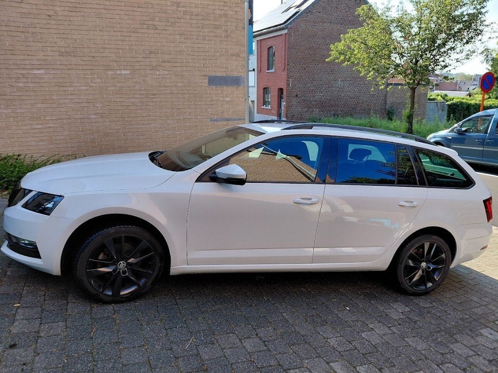Skoda Octavia Ambition TSI 1.5, 118 g/km, Achat, Noir, 5 portes