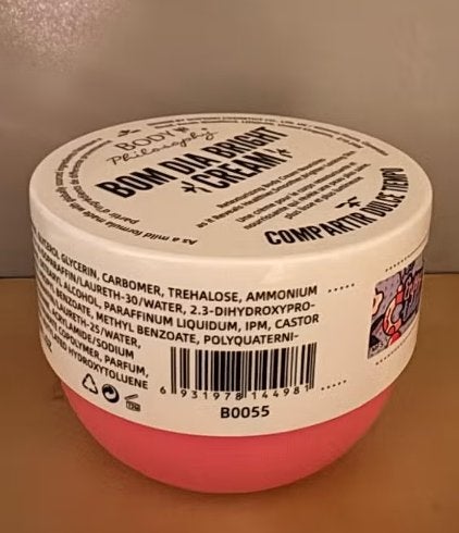 Crème hydratante 300ml inspi Sol de Janeiro, Handtassen en Accessoires, Uiterlijk | Lichaamsverzorging, Ophalen, Nieuw, Bodylotion, Crème of Olie