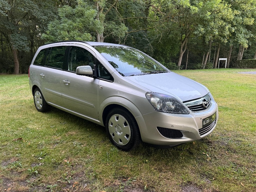 OPEL ZAFIRA - 1.6 - ESSENCE - 7 PLACES - GARANTIE -, Autos, Opel, Entreprise, 7 places, Boîte manuelle, Entretenue par le concessionnaire