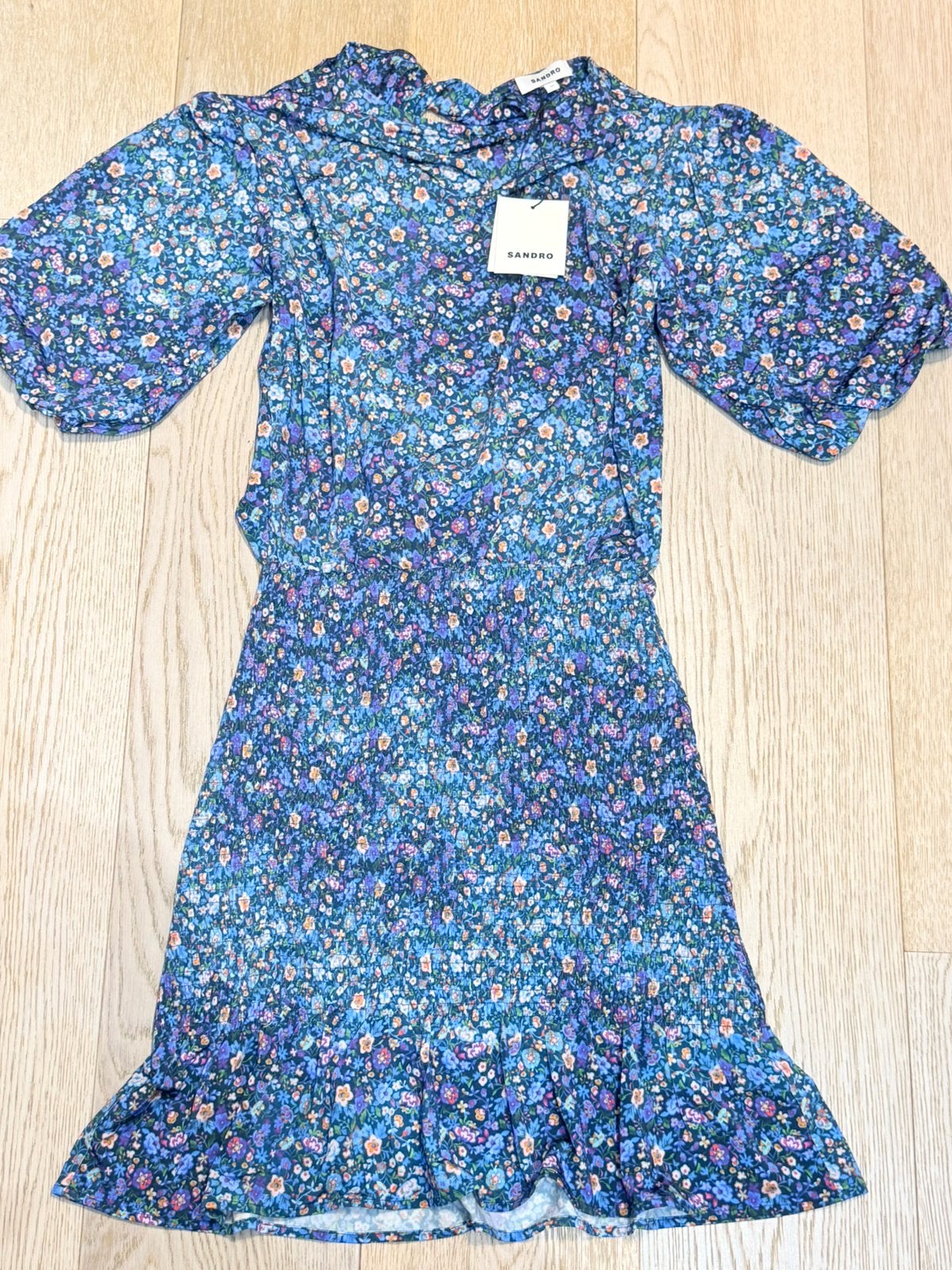 Neuf avec étiquette robe Sandro T36 valeur 290€, Enlèvement ou Envoi, Neuf