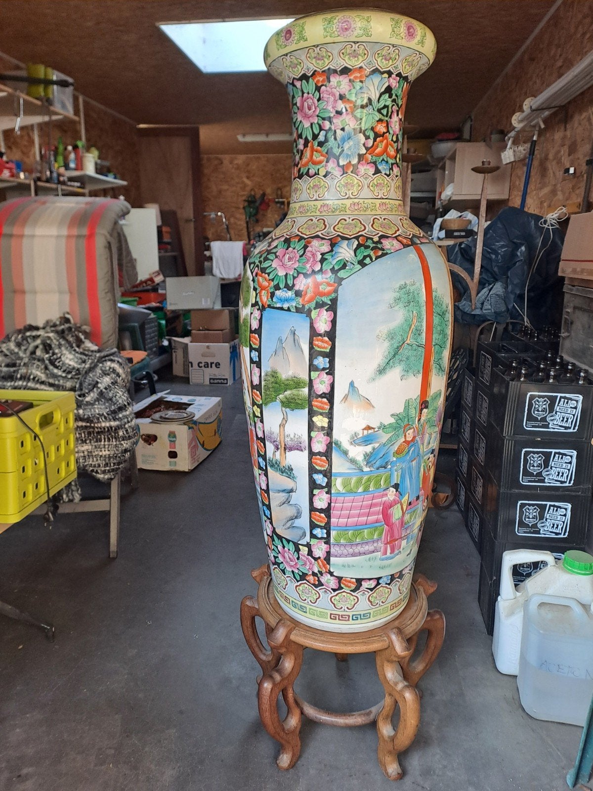 chinese vaas. geef een prijs naar waarde en ze is van jou, Enlèvement