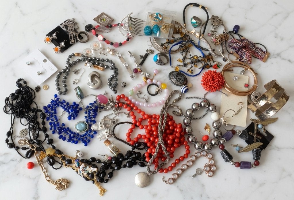 lot sieraden 13 ongeveer 900 gram, Ophalen of Verzenden, Zilver, Overige typen, Verguld