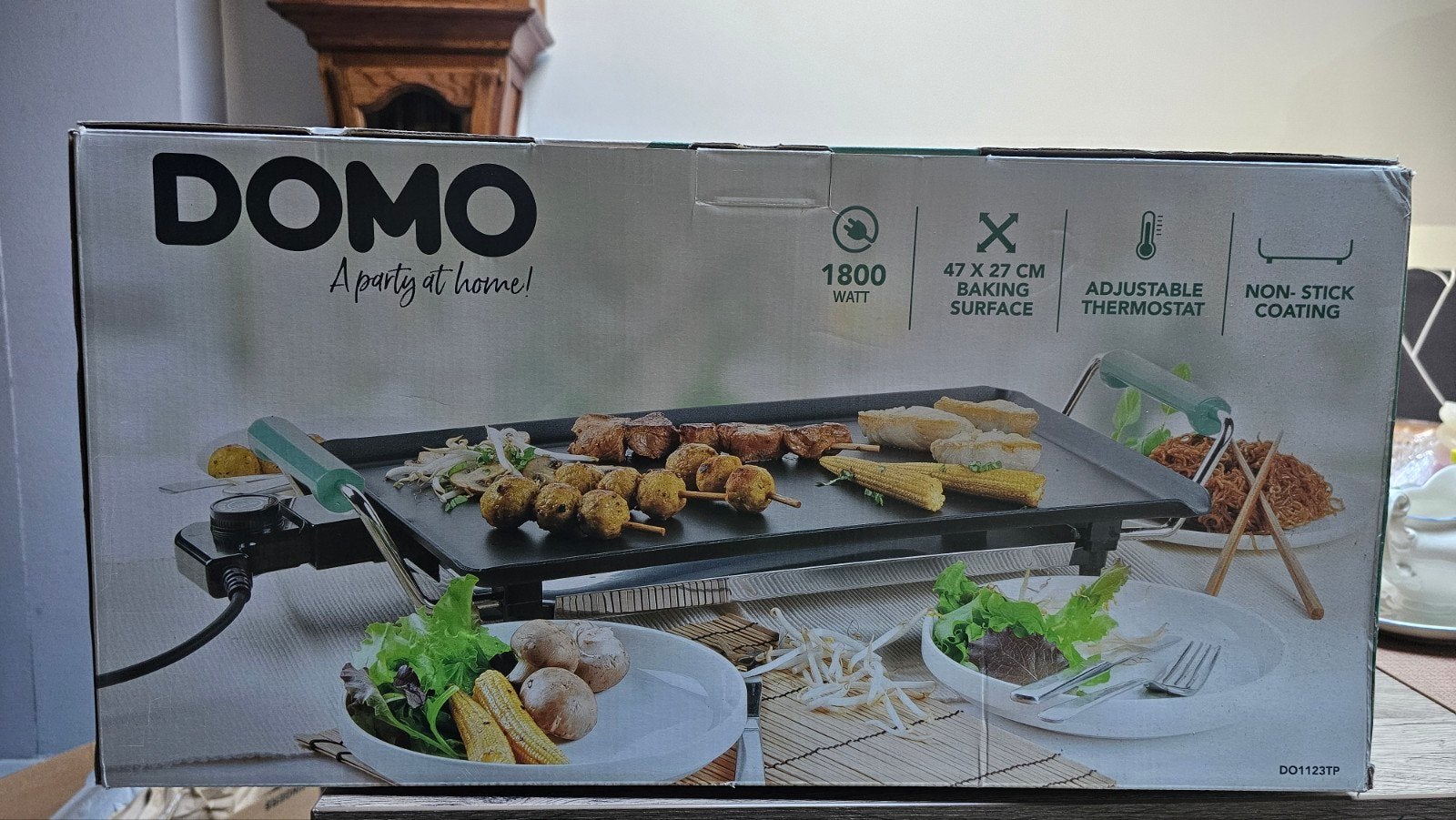 DOMO Teppanyaki Grill / Plancha DO1123TP - 1800W (NIEUW), Electroménager, Enlèvement