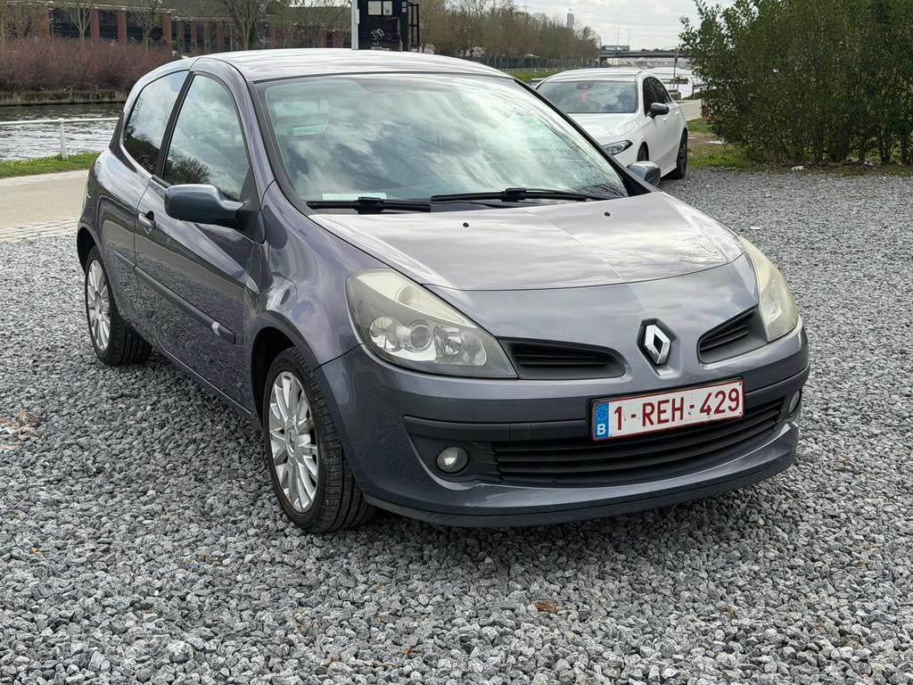 renault clio 1.2 essence, Achat, Cruise Control, Boîte manuelle, Autres couleurs