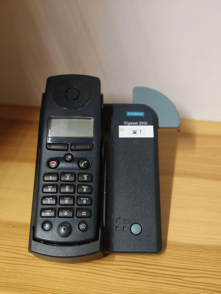 Téléphone sans fil Siemens Gigaset 2010 avec station de base, Télécoms, Téléphones fixes | Combinés & sans fil, Enlèvement ou Envoi