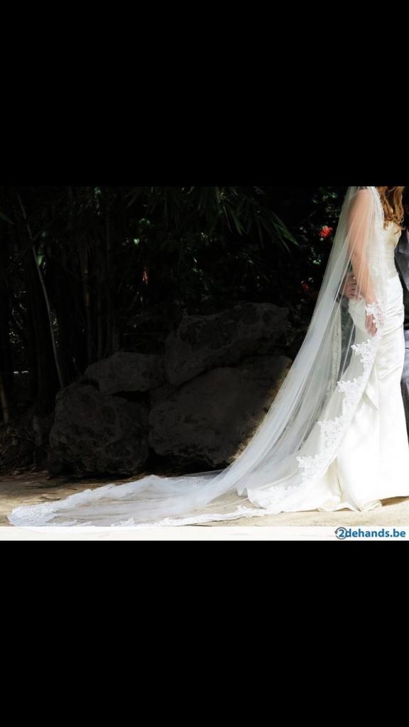 Elegante wit satijnen trouwjurk, Kleding | Dames, Trouwkleding en Trouwaccessoires, Ophalen