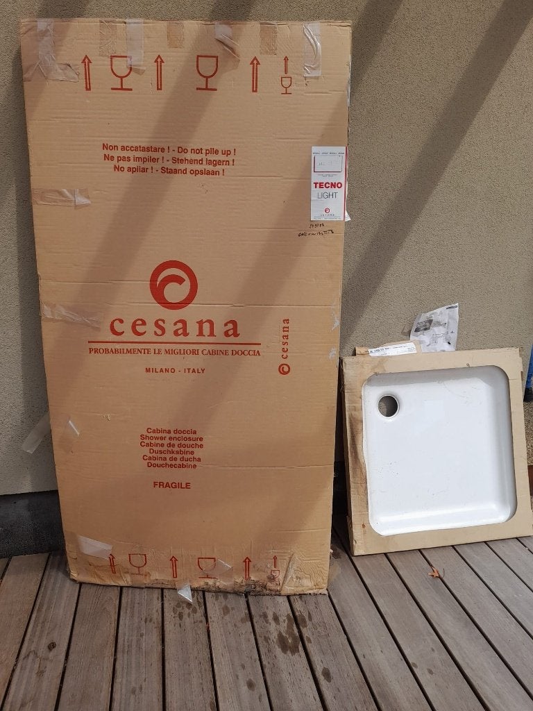 NIEUWE douche - voor hoekmontage, Doe-het-zelf en Bouw, Ophalen, Nieuw, Douche