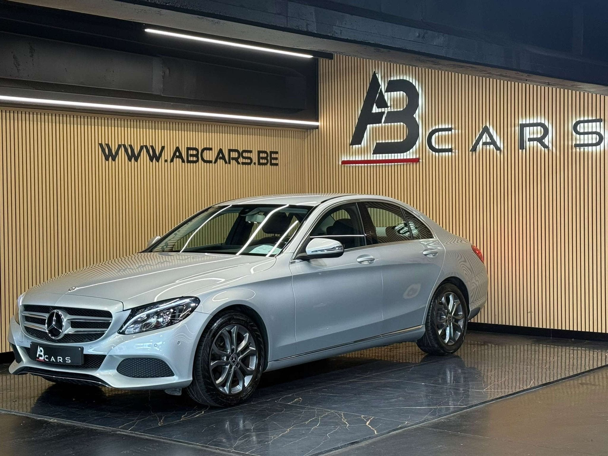 Mercedes-Benz C-Klasse 200 D PACK SPORT * GARANTIE 12 MOIS *, 4 deurs, Gebruikt, 136 pk, Leder
