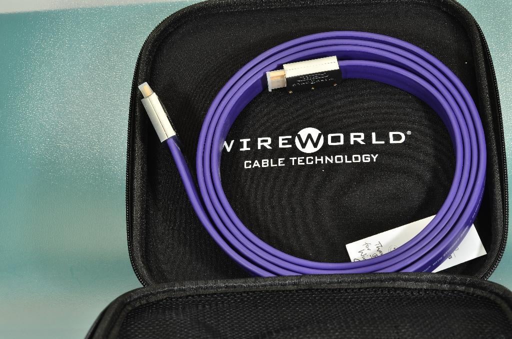 Wireworld ultraviolet 7 HDMI 2m, Audio, Tv en Foto, Audiokabels en Televisiekabels, Ophalen of Verzenden, Zo goed als nieuw, 2 tot 5 meter