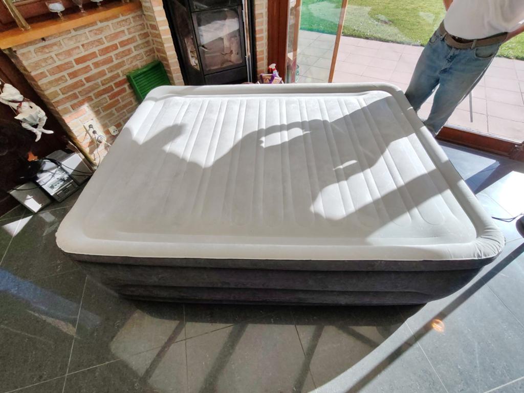 Intex AP62OA dubbel pneumatisch bed, Ophalen, Ingebouwde pomp