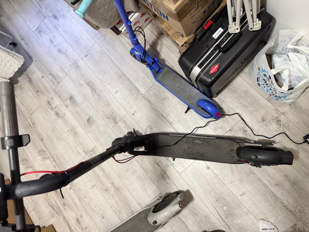Trottinette électrique, Enlèvement, Utilisé