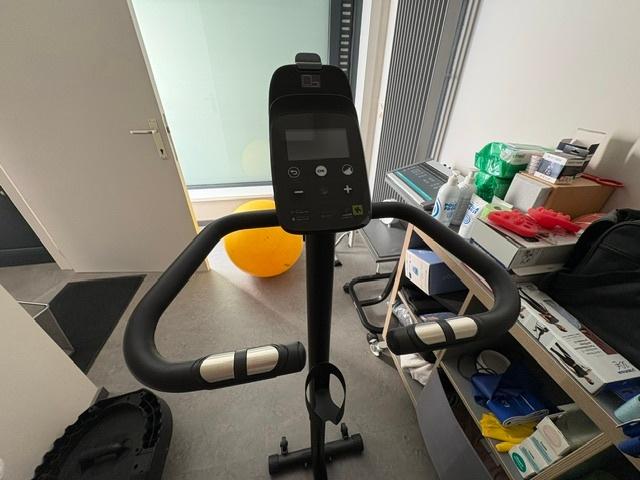 hometrainer, Sport en Fitness, Ophalen, Nieuw, Hometrainer