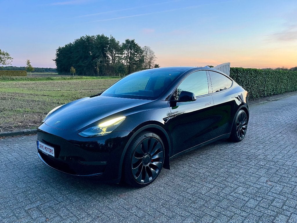 Tesla Model Y Performance 2023 All Wheel Drive!!, Autos, Cuir, Achat, Entreprise, Garantie prolongée