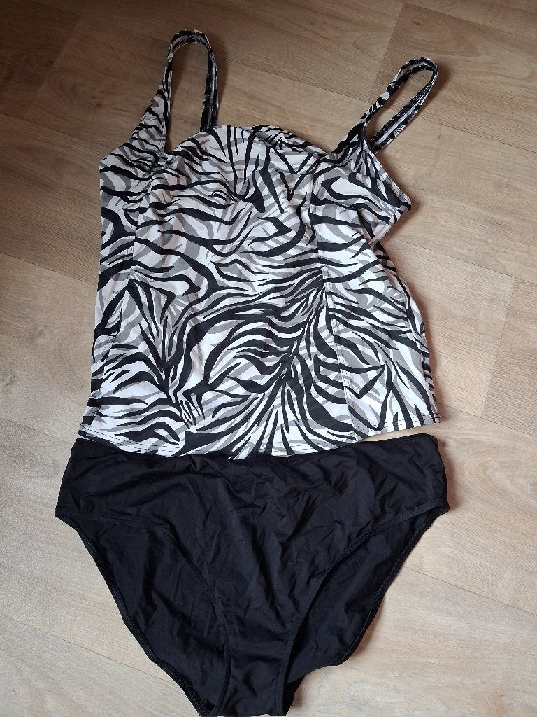 tankini, prima staat, Kleding | Dames, Badmode en Zwemkleding, Verzenden, Zo goed als nieuw, Overige typen