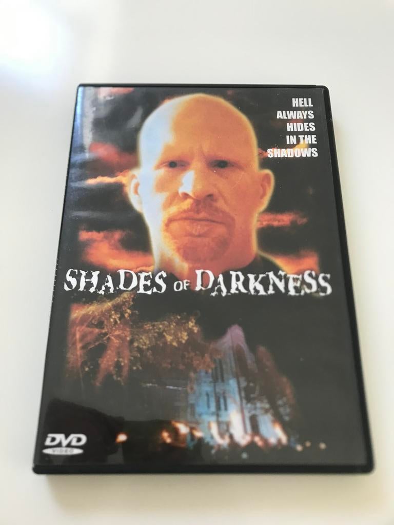 DVD Shades of Darkness, CD & DVD, DVD | Thrillers & Policiers, À partir de 16 ans, Enlèvement ou Envoi, Comme neuf, Thriller surnaturel