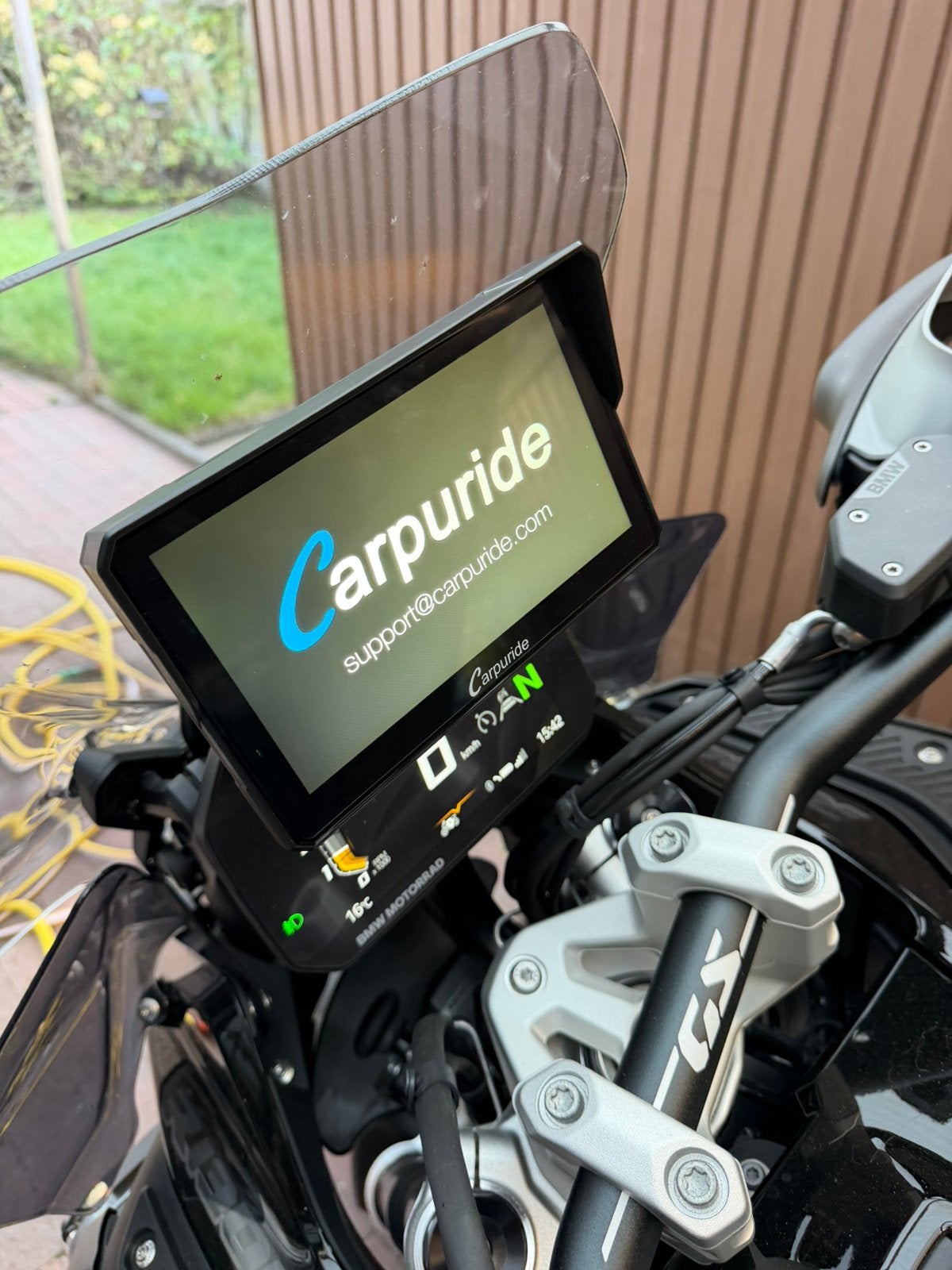 Carpuride W702 BS, Motoren, Ophalen of Verzenden, Zo goed als nieuw