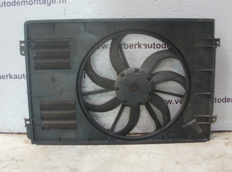 KOELVENTILATORMOTOR Volkswagen Caddy III (2KA,2KH,2CA,2CH), Gebruikt, Volkswagen, Volkswagen AG, Kundenbetreuung@volkswagen.de