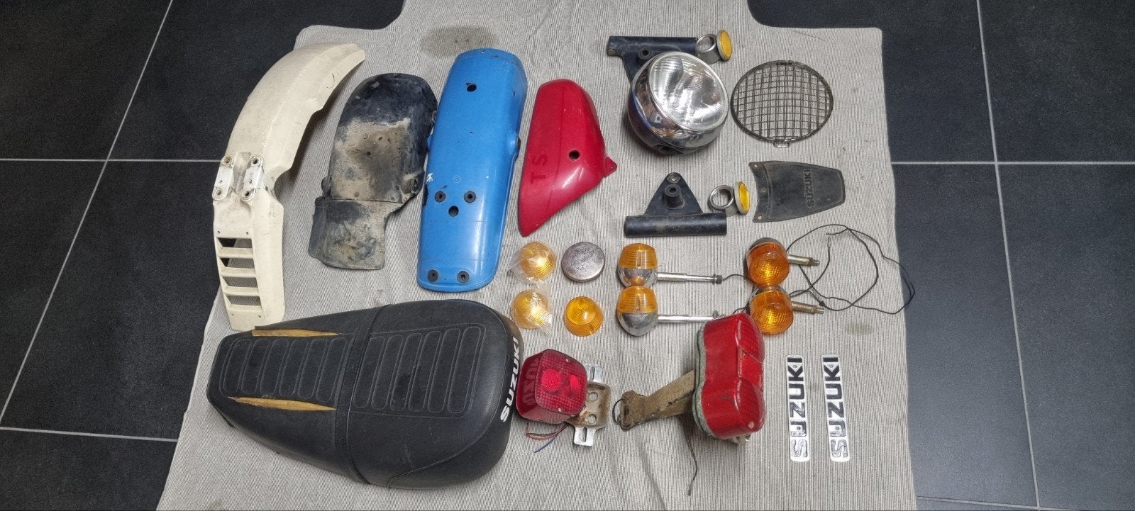 Suzuki ts250 onderdelen, Motoren, Ophalen