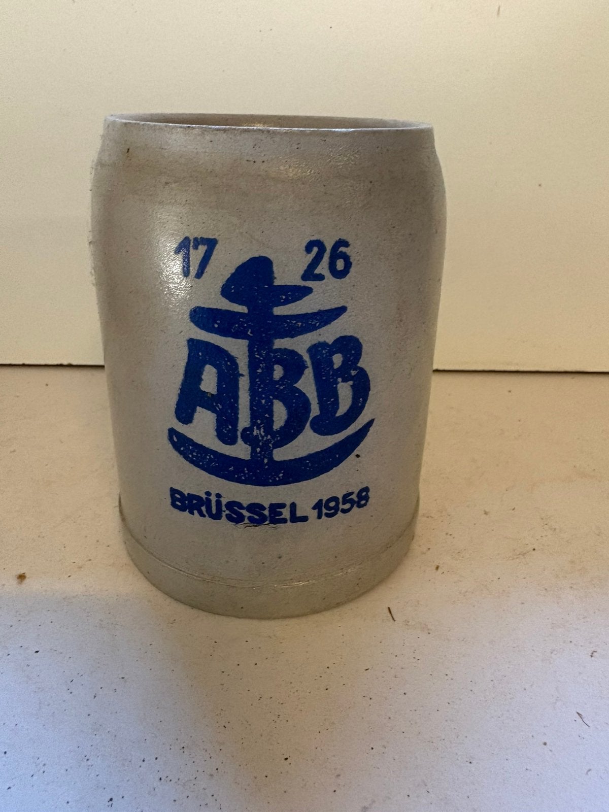 Brüssel 1958 ABB bierpul 0,5 L, Ophalen of Verzenden, Zo goed als nieuw