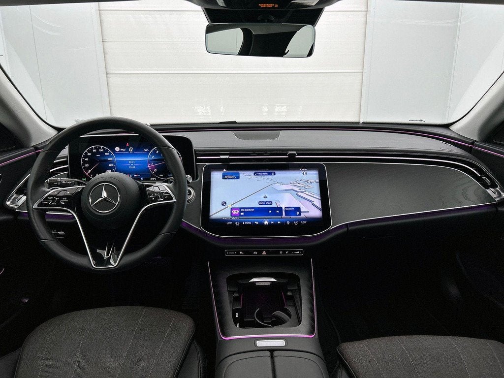 Mercedes-Benz E-Klasse 200 Break Luxury Line | Panoramisch D, Auto's, Mercedes-Benz, Automaat, Gebruikt, Zwart, 4 cilinders