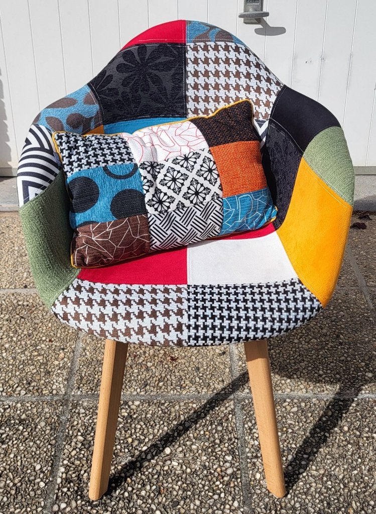 Fauteuil patchwork multicolore – Très bon état, Enlèvement, Comme neuf, Bois, 50 à 75 cm