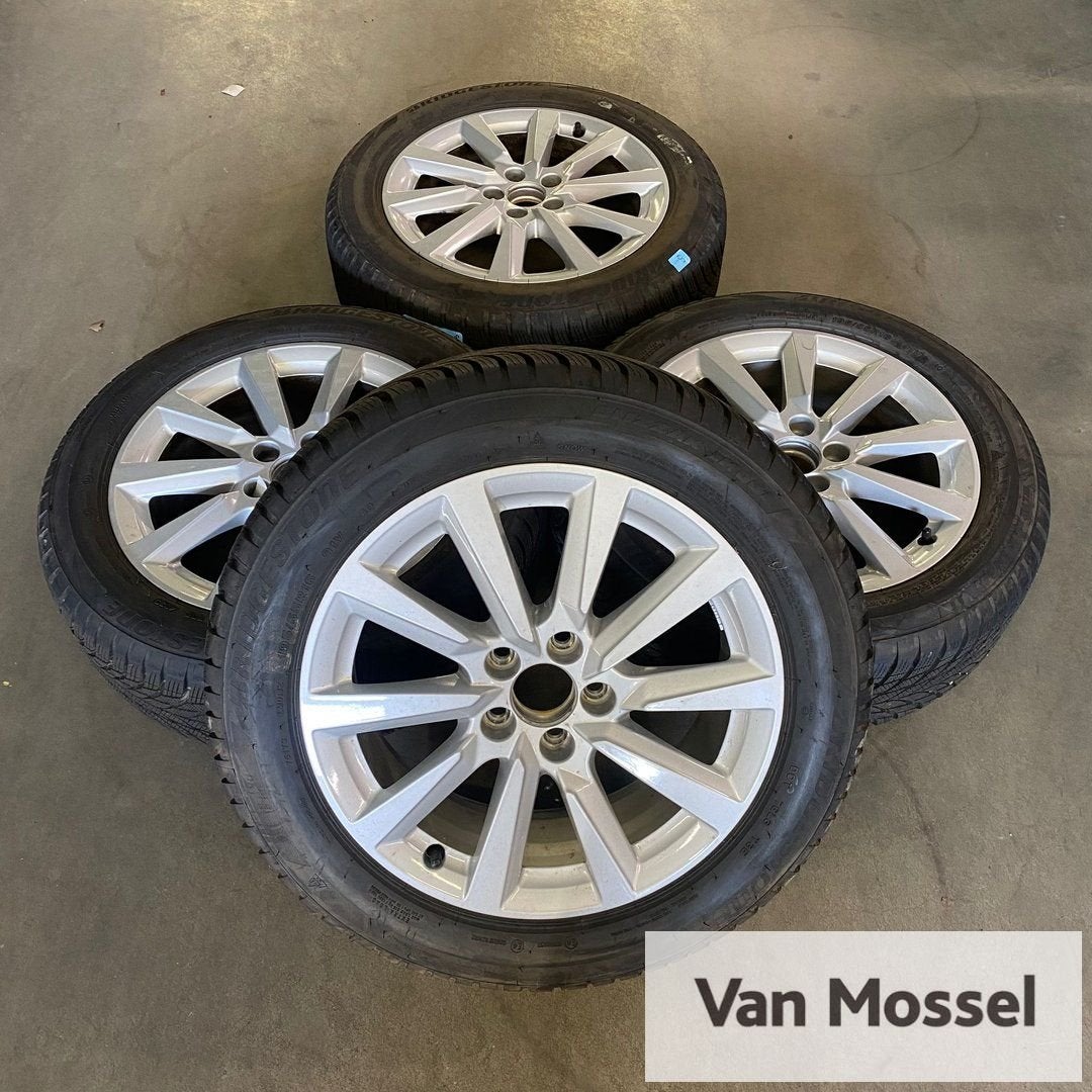 Audi A1 Sportback Bridgestone Blizzak LM001 195/55/R16 91V, Gebruikt, -, Banden en Velgen, 195 mm