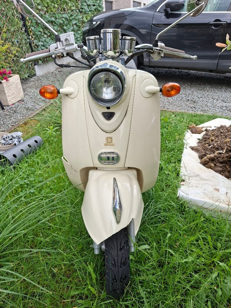 Scooter minerva 50cc, Euro 2, Achat, Particulier, Essence