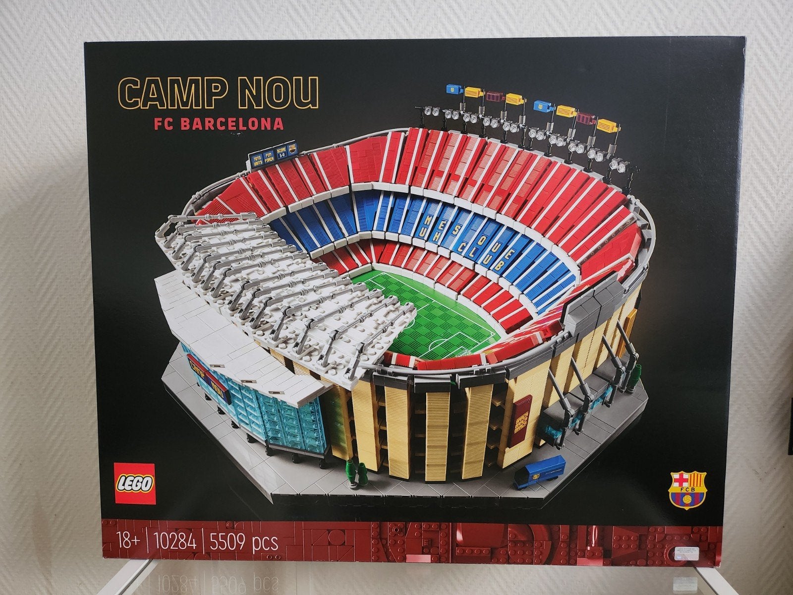 Lego 10284 Camp Nou - FC Barcelona, Kinderen en Baby's, Speelgoed | Duplo en Lego, Ophalen, Lego