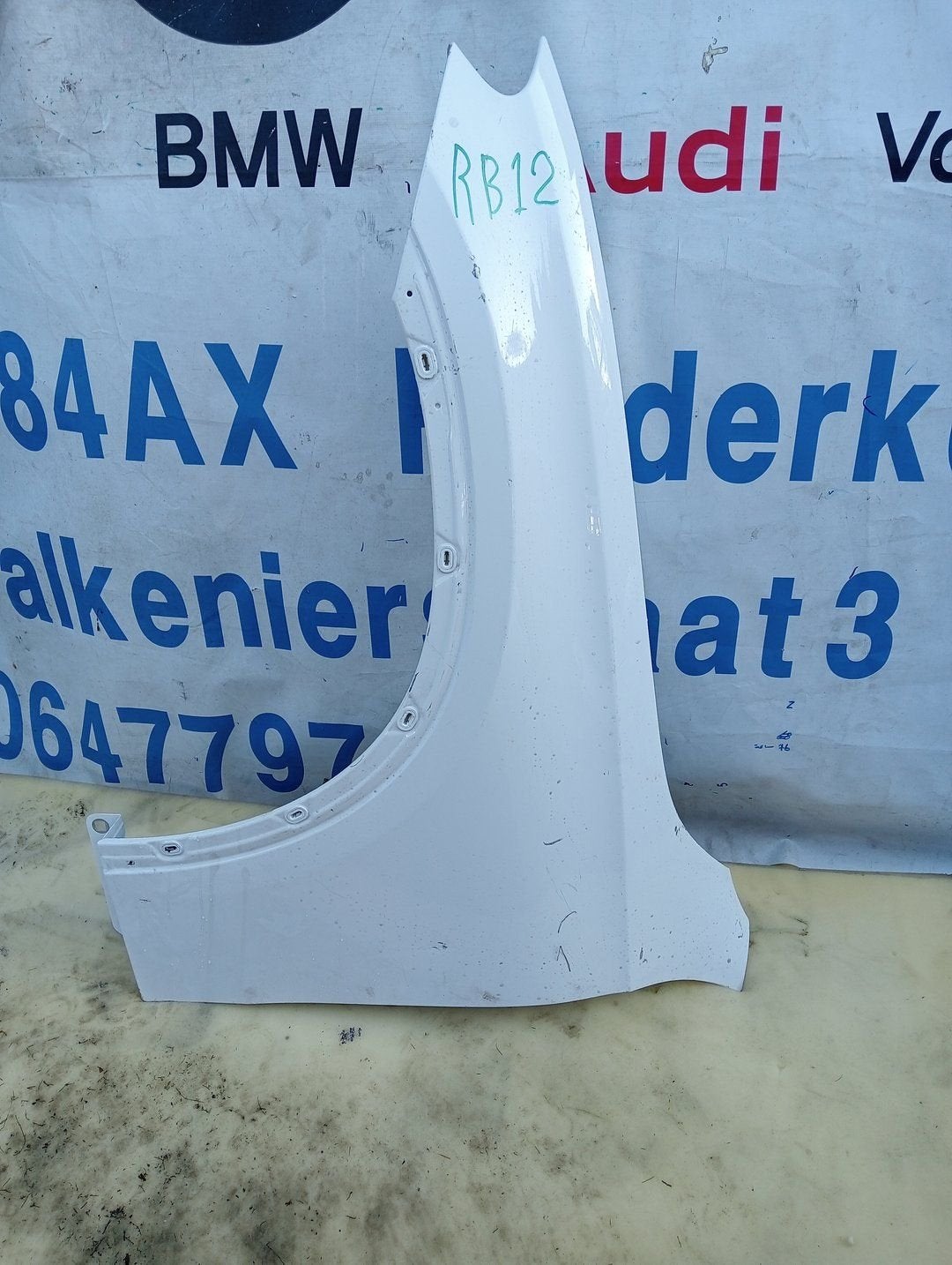 A2548809700 W254 GLC AMG ZIJSCHERM LINKS Mercedes X254 C254, Garde-boue, Utilisé, -, Gauche