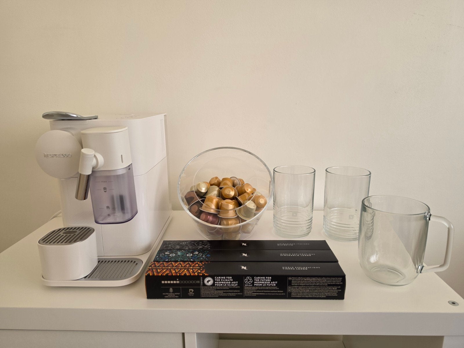 Nespresso koffiemachine + accessoires nieuw!, Electroménager, Accessoires de machine à café, Enlèvement