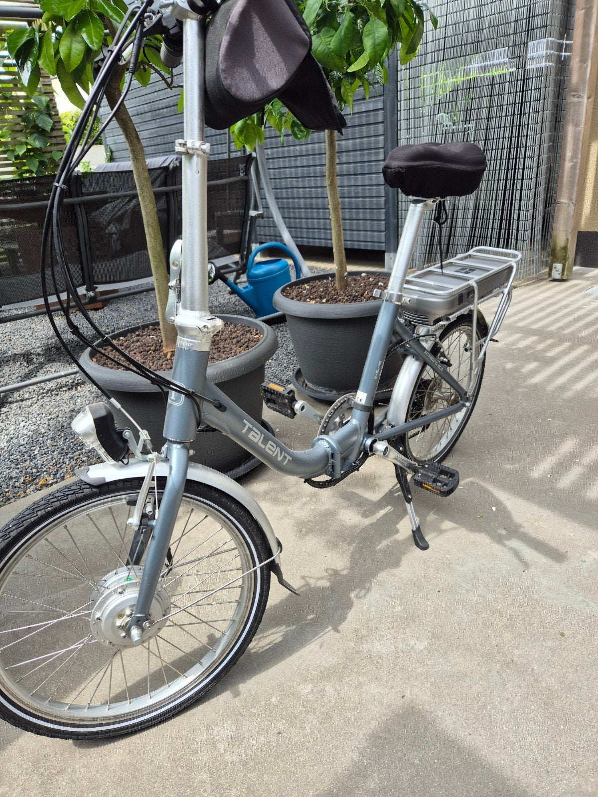 Vélo pliant électrique, Vélos & Vélomoteurs, Autres marques, Vitesses, Frein à tambour, 18 à 20 pouces