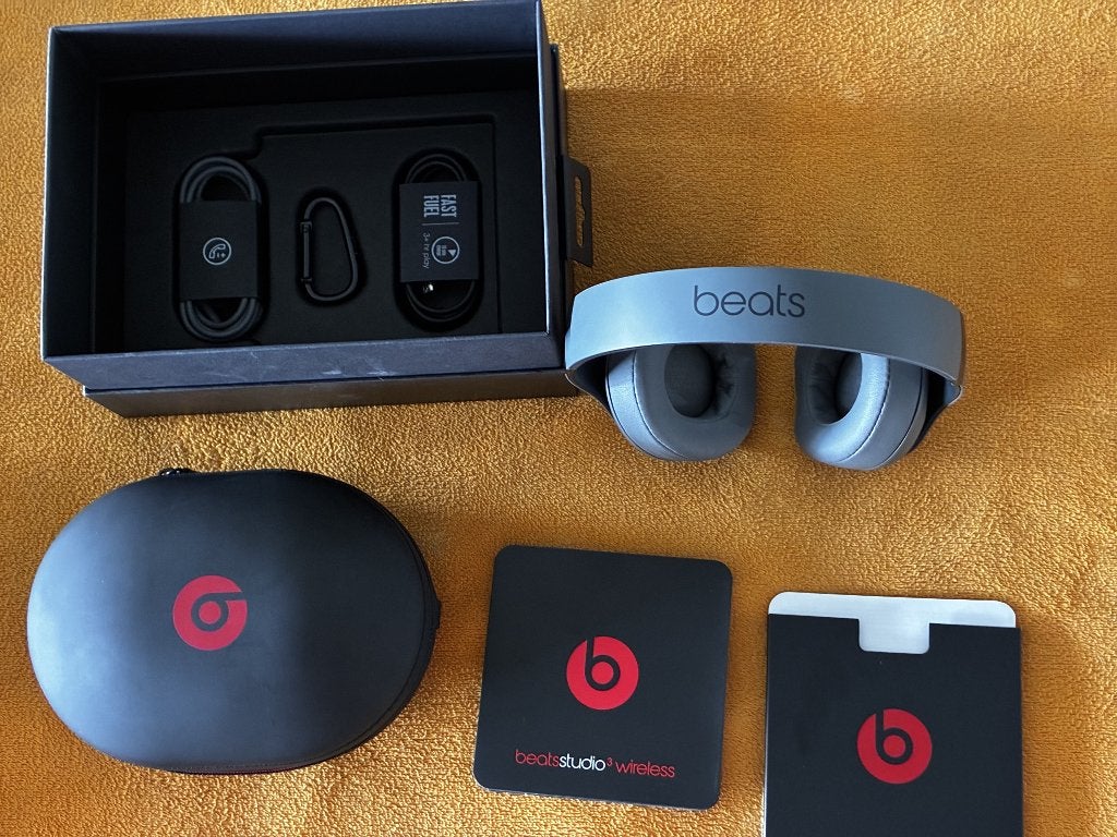 Apple Beats Studio 3, Enlèvement, Comme neuf, Gris, Apple