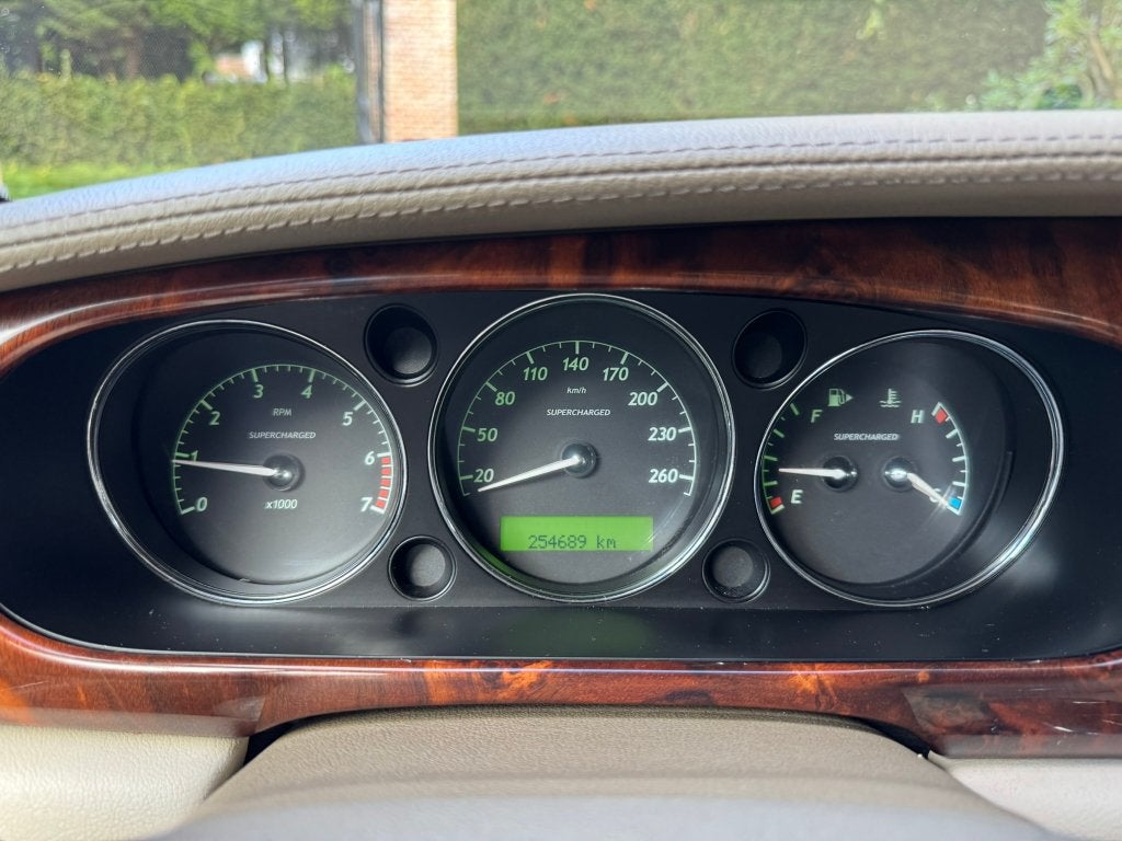 Jaguar XJ Super V8 – nieuwe automaat en airco – topstaat, Auto's, Automaat, Achterwielaandrijving, 4200 cc, Particulier