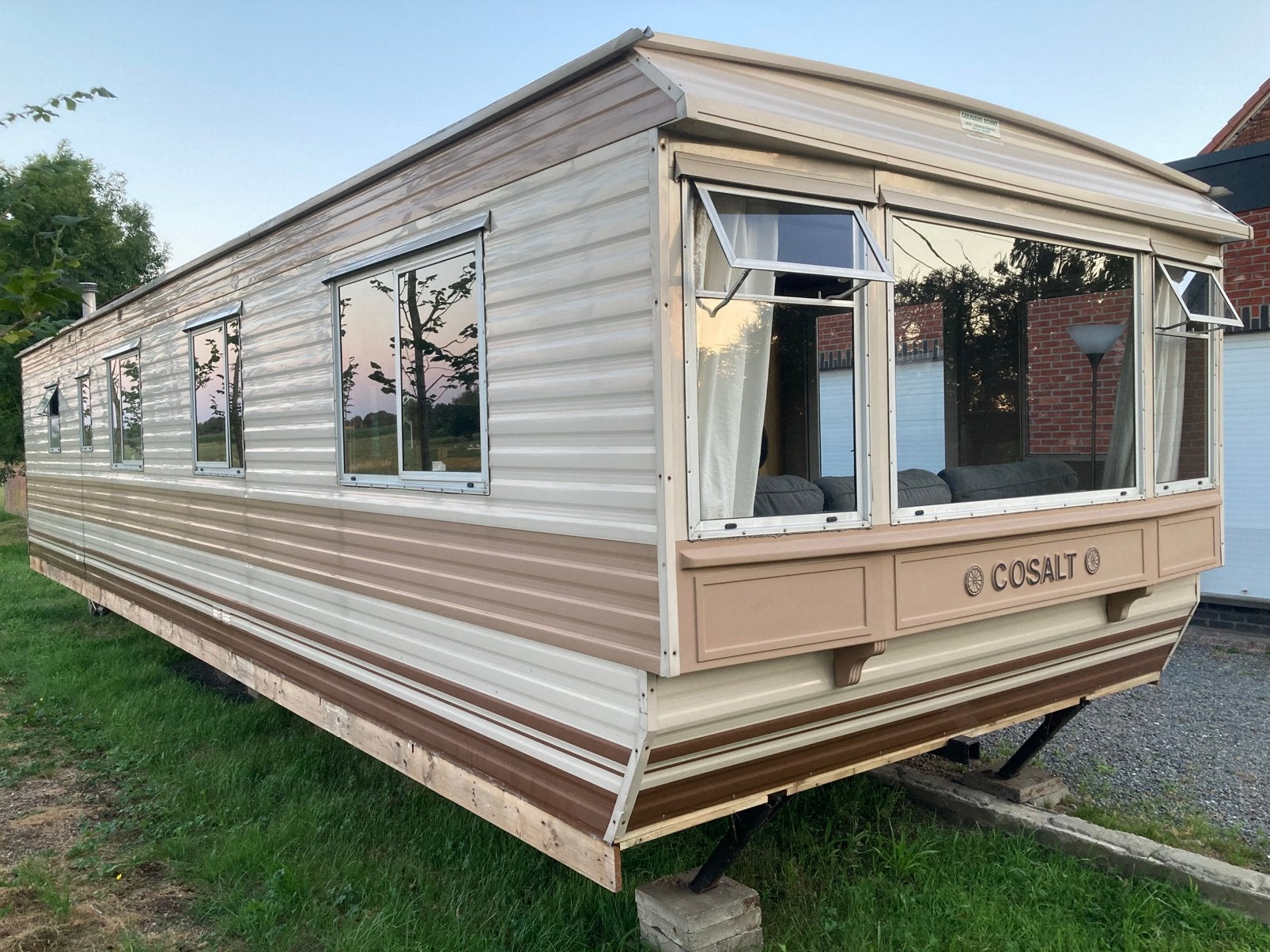 Stacaravan 10mx3m in goede staat, Caravans en Kamperen, Stacaravans, tot en met 4, Ophalen