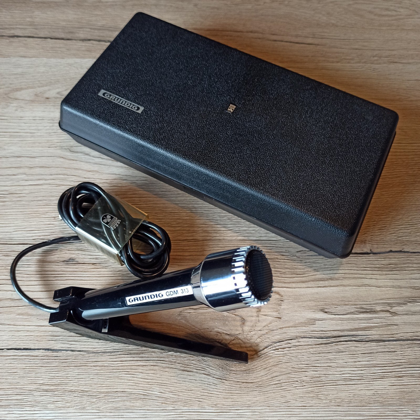 Grundig GDM 313 microfoon, Ophalen of Verzenden, Gebruikt, Studiomicrofoon