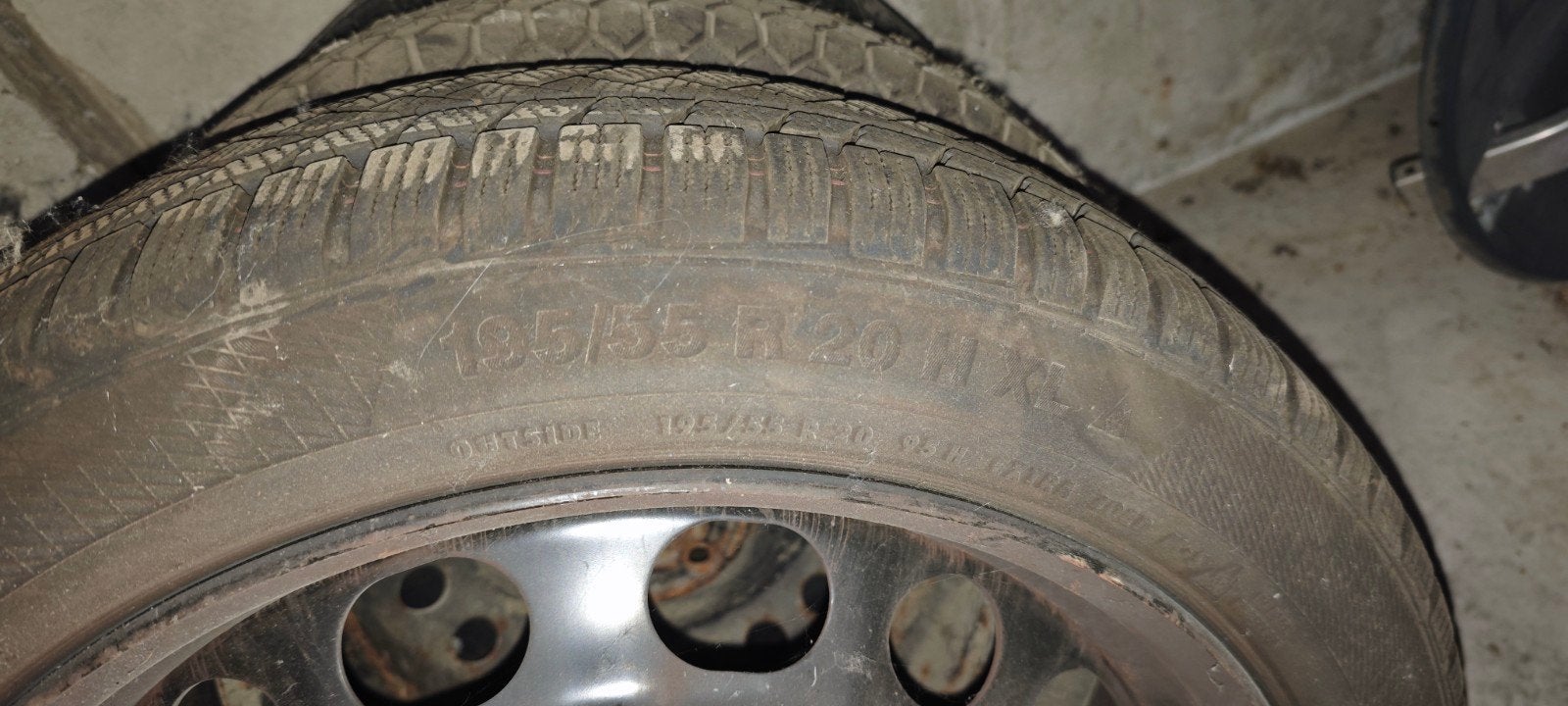 5 x Uniroyal All Season 195/55 R95 XL sur jante et capuchons, Enlèvement, Utilisé